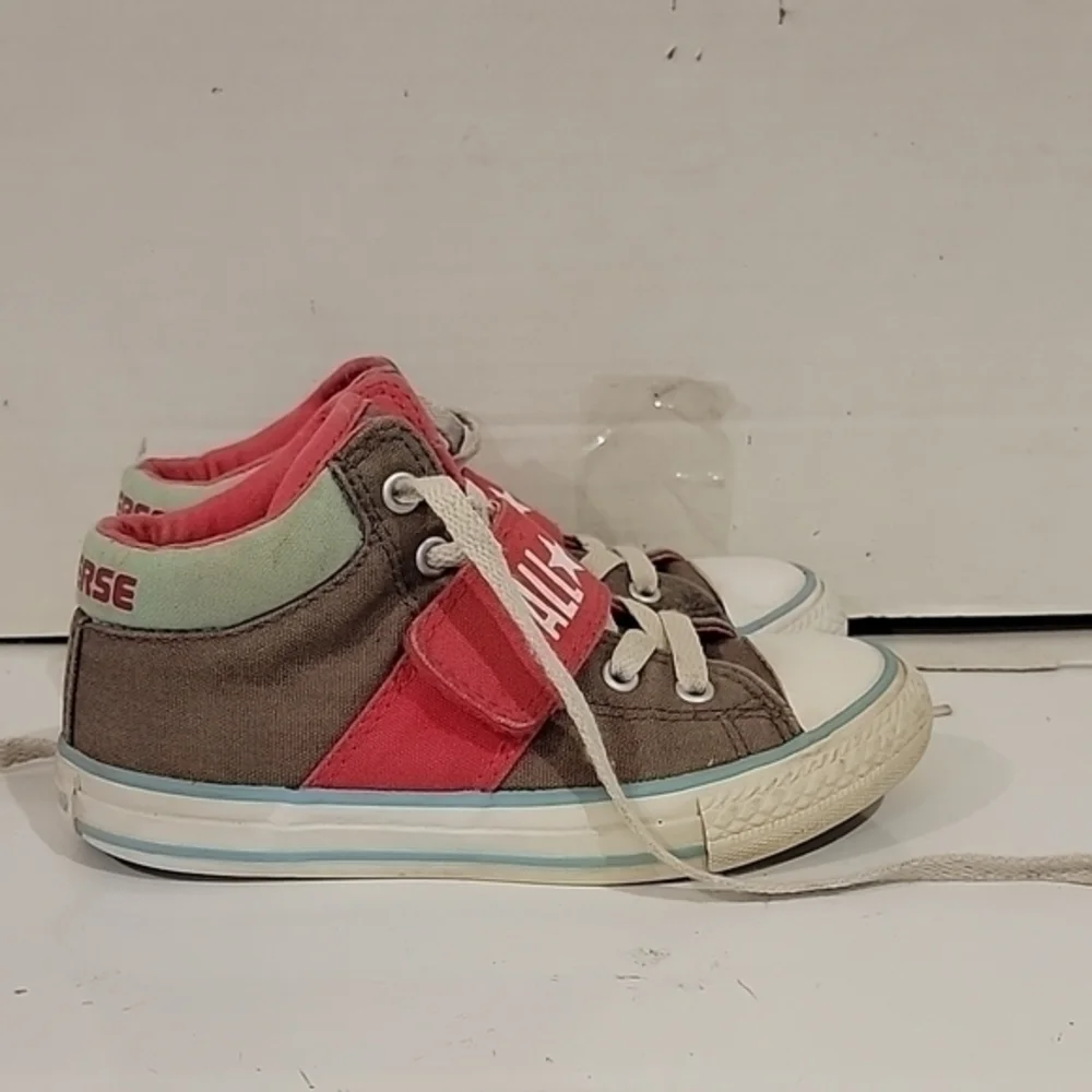 KIDS CONVERSE ALL STAR‎ SNEAKERS (sz 13)
